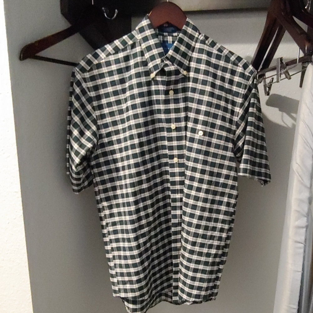 Short sleeve dress shirt, New conditions!